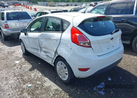 2015 Ford Fiesta S z USA, uszkodzony, nr VIN 3FADP4TJ8FM122710